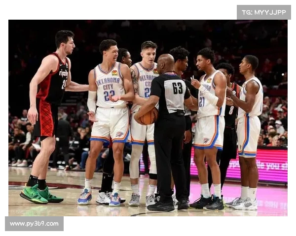 深度解析NBA赛前对决热点：双方阵容对比、战术布局与关键球员表现分析